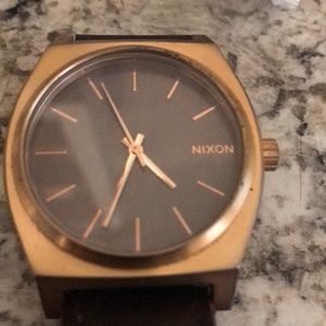 Men’s Nixon watch